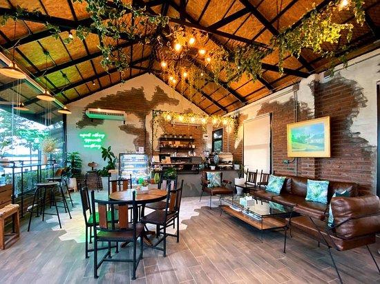 Baan Nichapa Restaurant